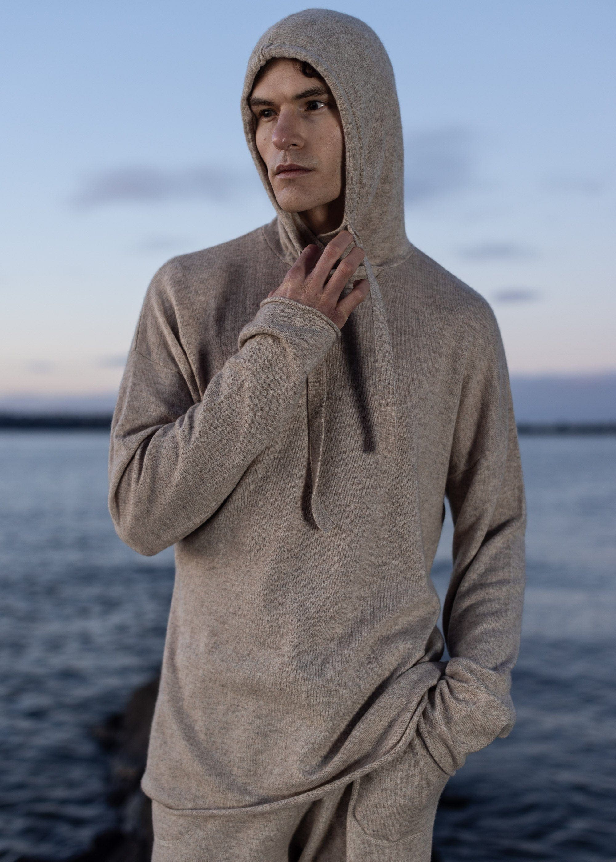 Slimline Luxe Hoodie wheatfields / S