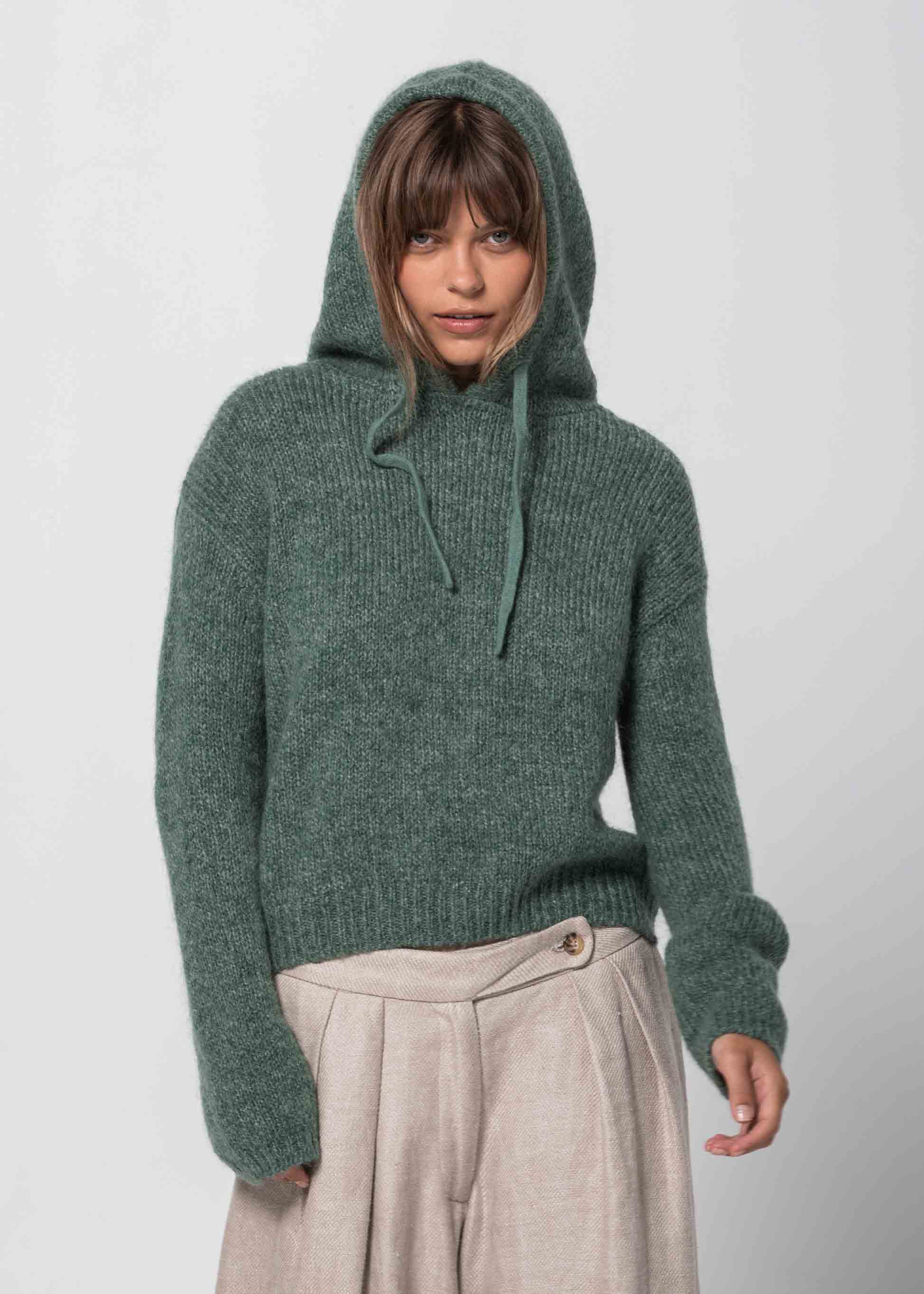 Osito Fluffy Hood WE-AR Osito Fluffy Hood | Sustainable Yoga & Off-Duty Wear